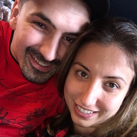 Meet your Posher, Nicole - Picture 2 of 4